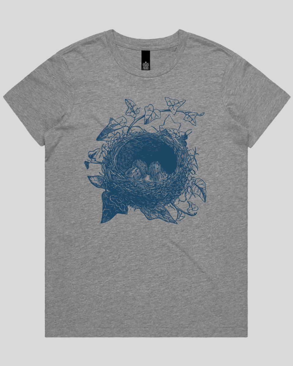 Egg Nest with Vines Women's Tee