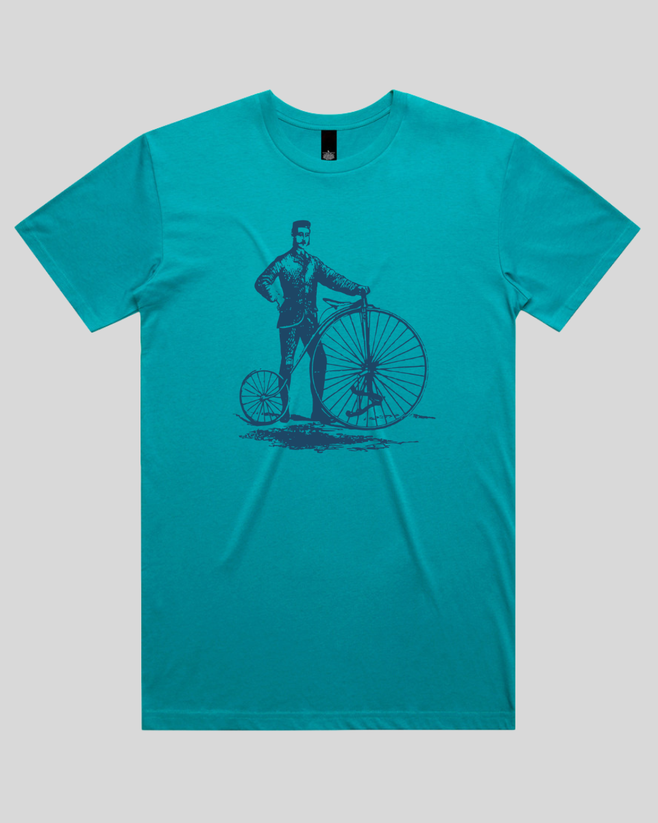 Old-Fashioned Gentleman and Bicycle Men's T-Shirt