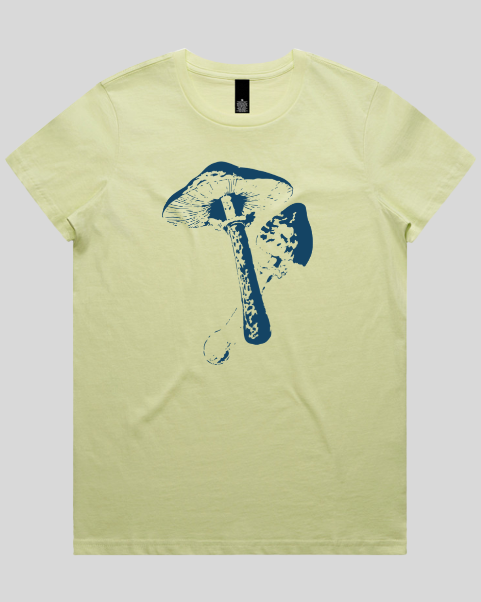 Magic Mushroom Art Women's Tee