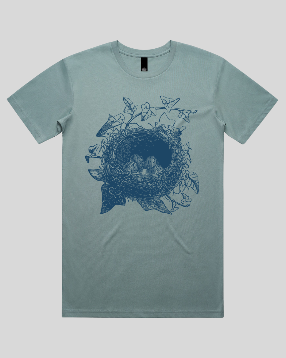 Egg Nest with Vines Men's T-Shirt