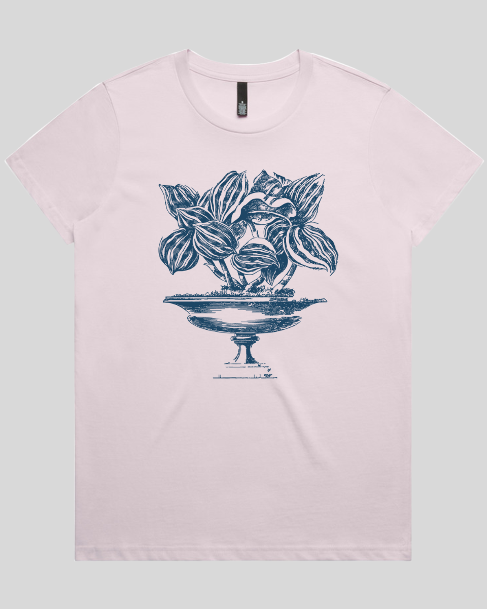 Lush Leaf Planter Women's Tee