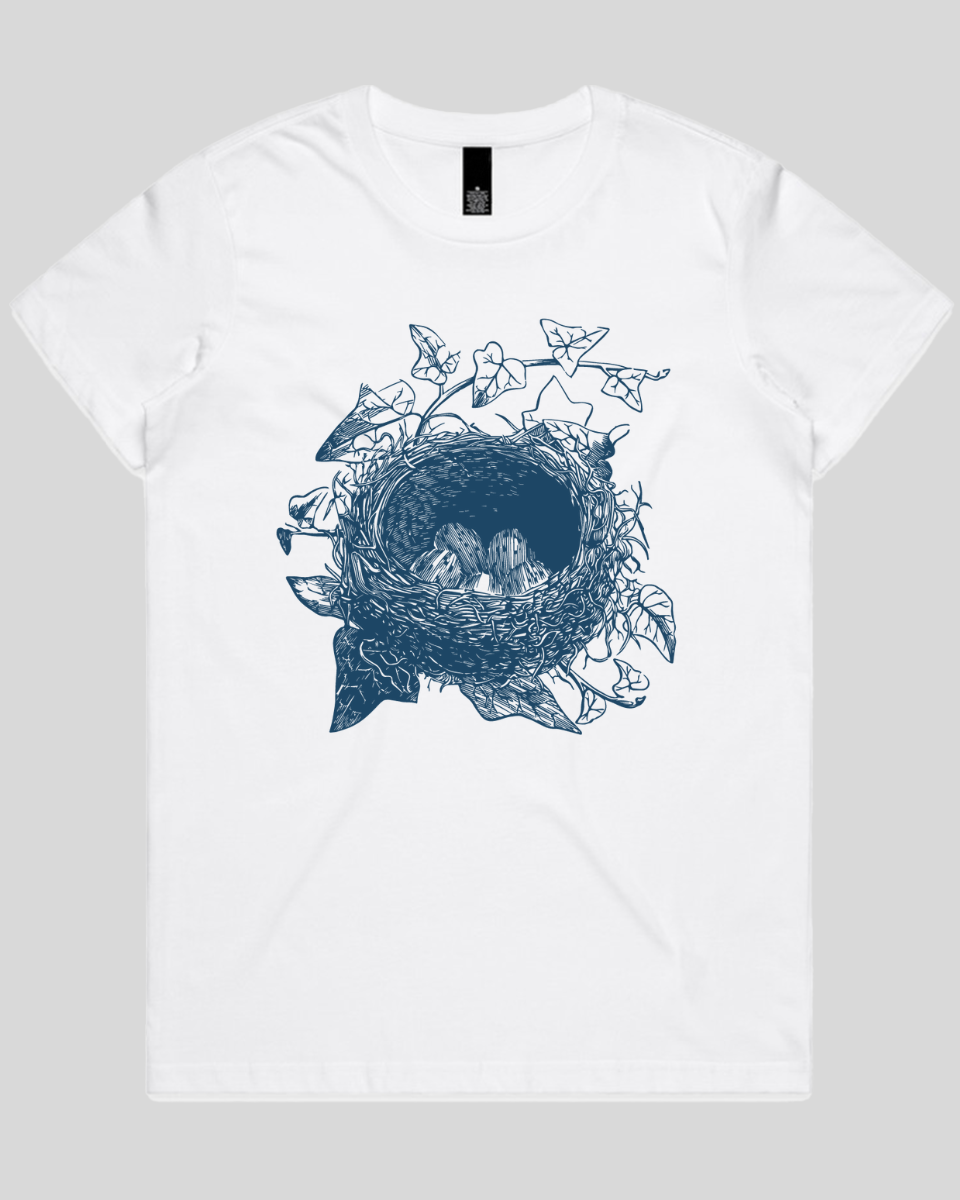 Egg Nest with Vines Women's Tee