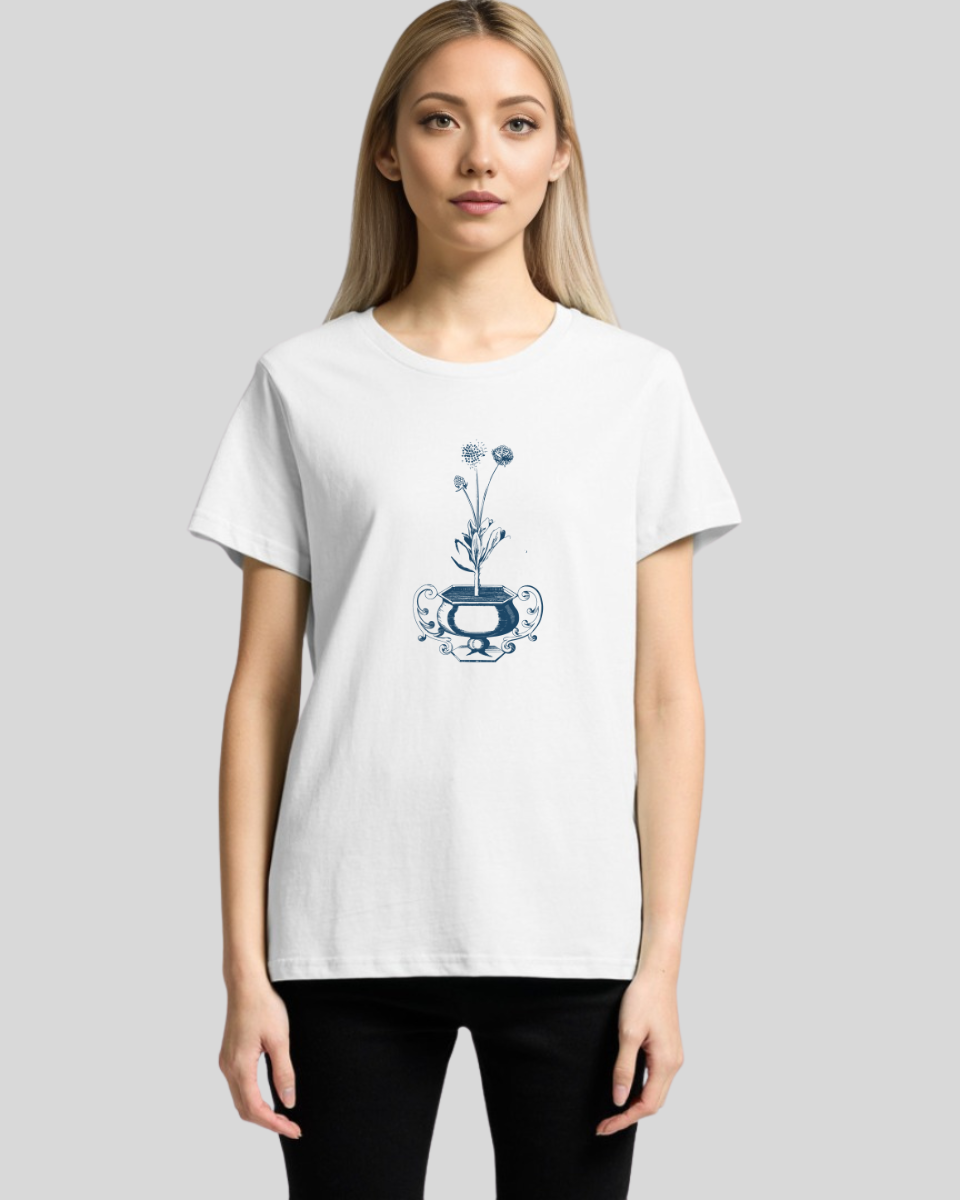 Floral Vase Art Women's Tee