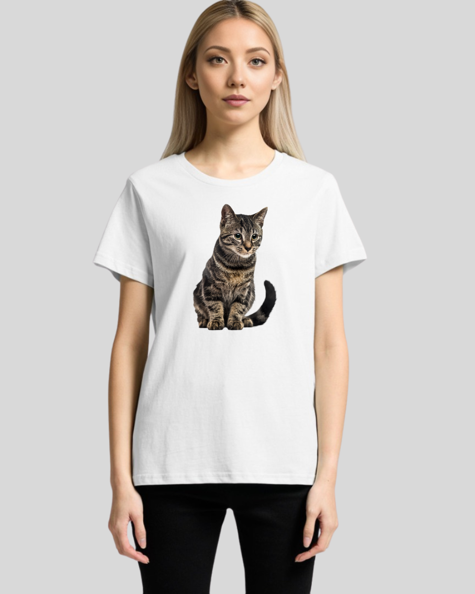 Focused Cat Women's Tee