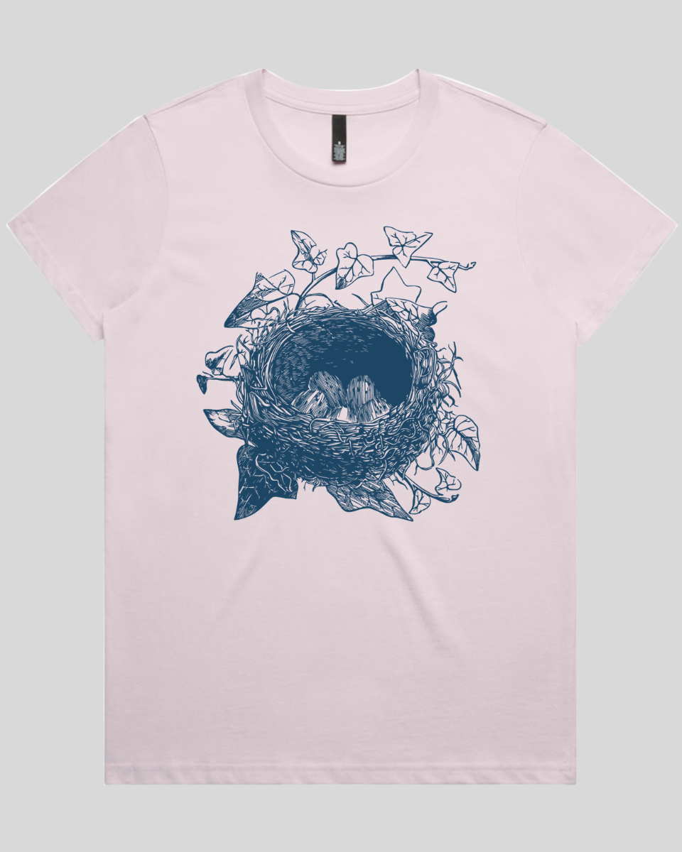 Egg Nest with Vines  Women's Tee