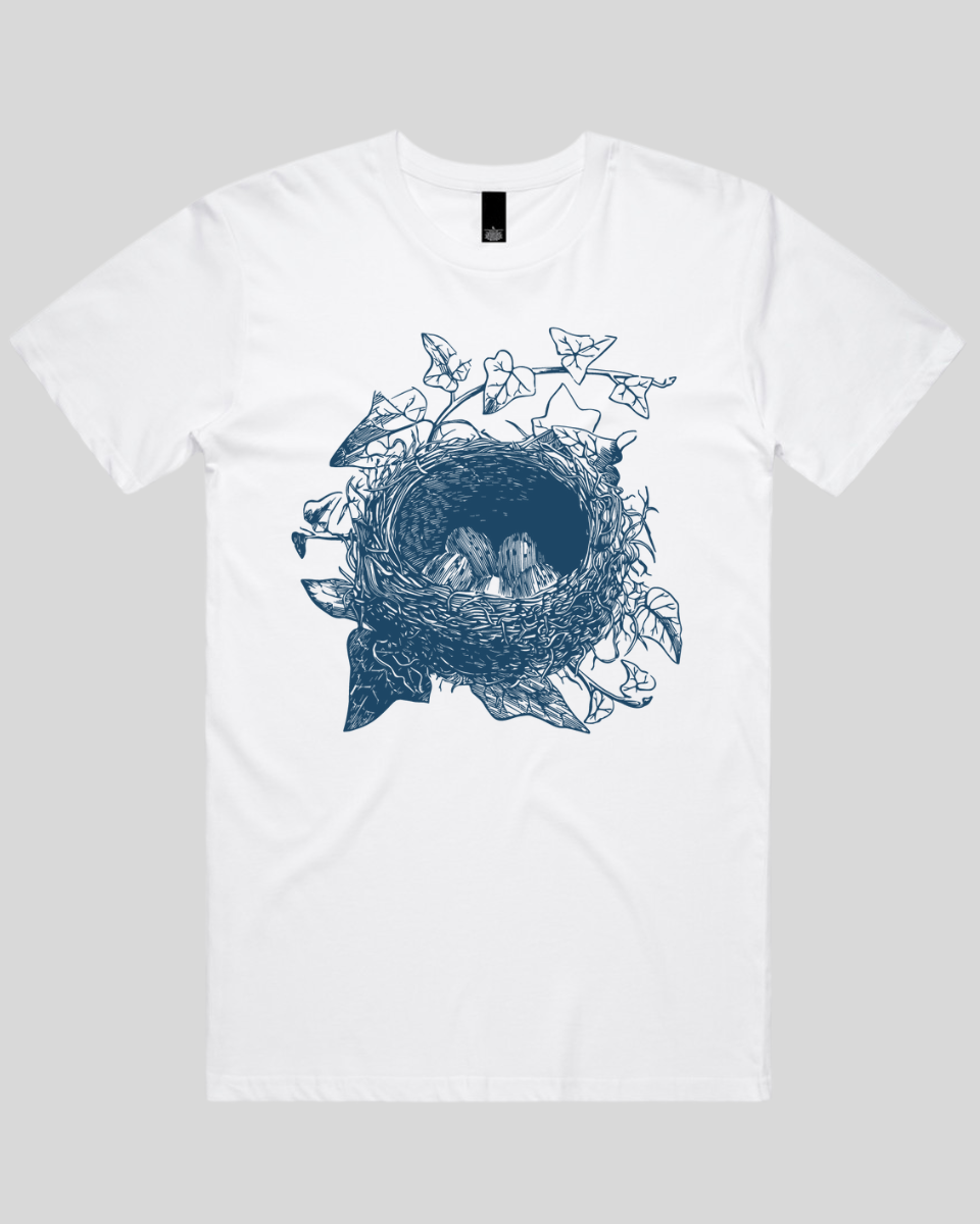 Egg Nest with Vines Men's T-Shirt